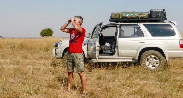 Country Border Crossing with Car Rental from Uganda